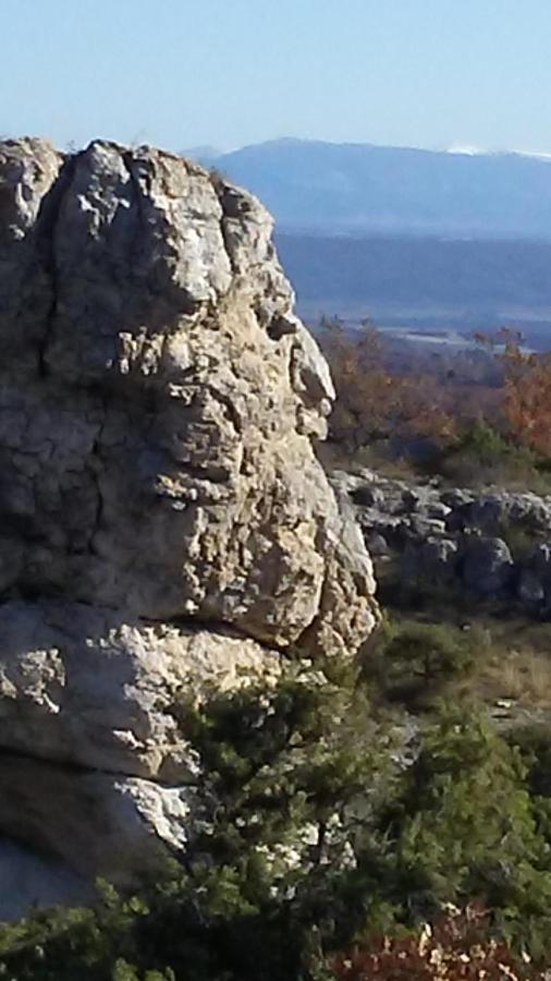 Petit Studio Atypique Et Cosy En Provence Saint-Étienne-les-Orgues Zewnętrze zdjęcie